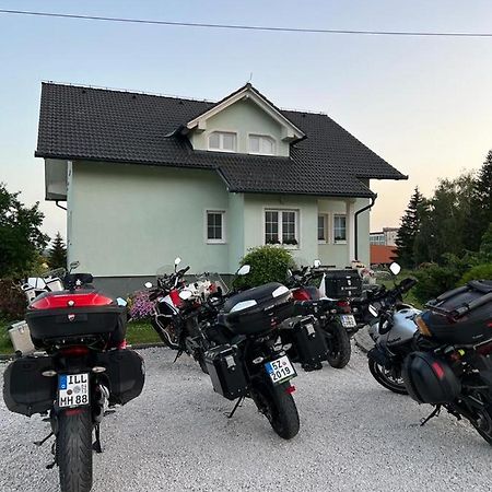 Apartman M. Rados Купрес Екстериор снимка