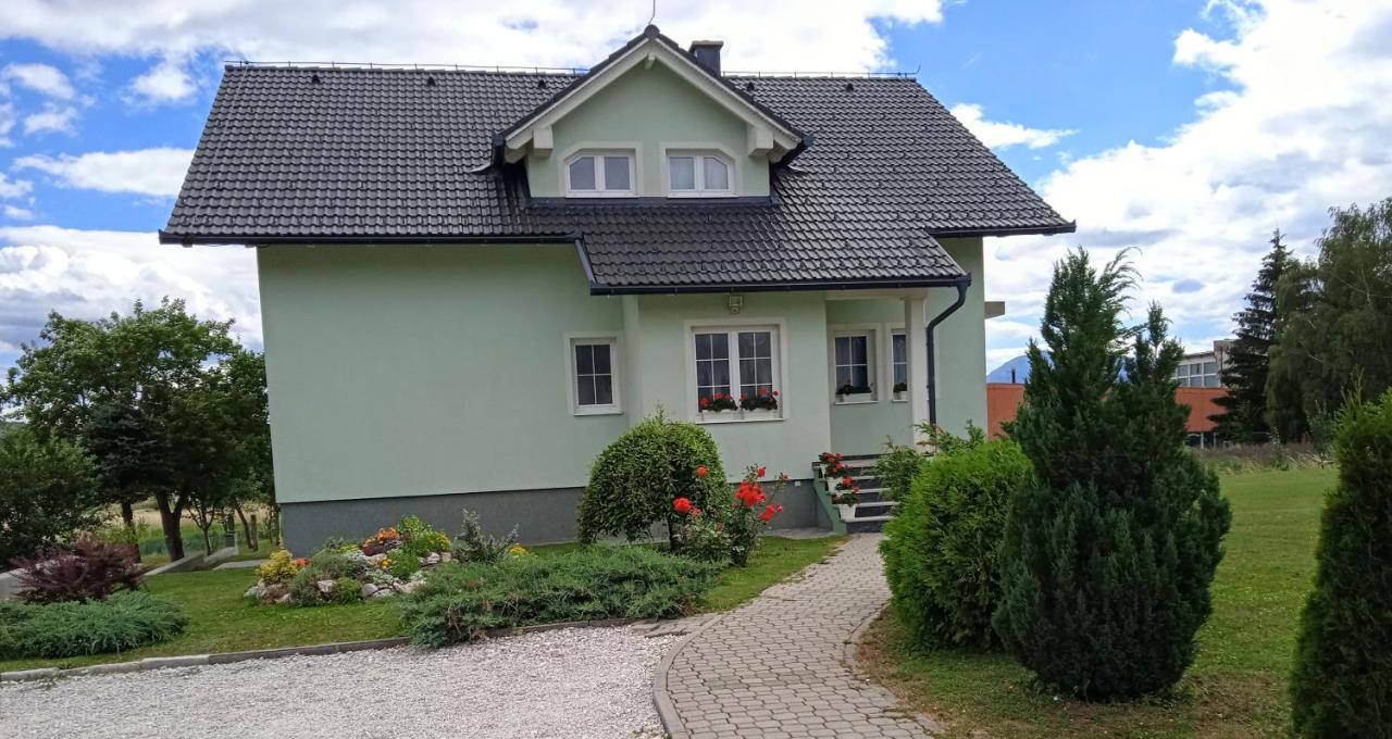 Apartman M. Rados Купрес Екстериор снимка