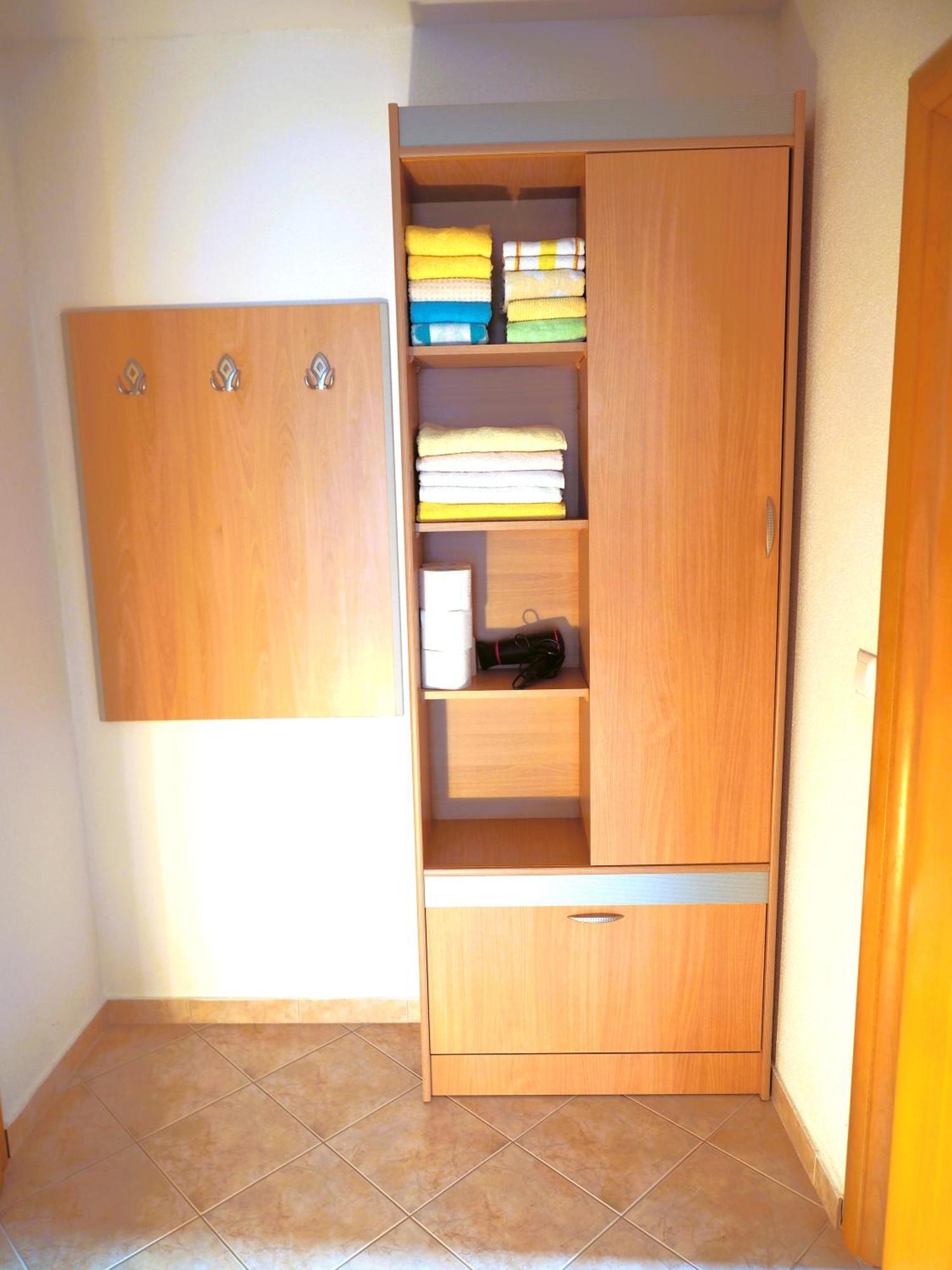 Apartman M. Rados Купрес Екстериор снимка